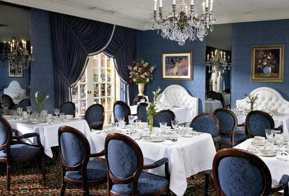 Private dining and celebrations at our replica of Chicago's famed Pump Room.