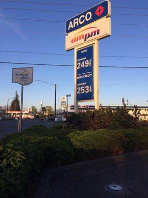 There is another Arco station right across the street from this one! The one being reviewed is the one closer to I-5.