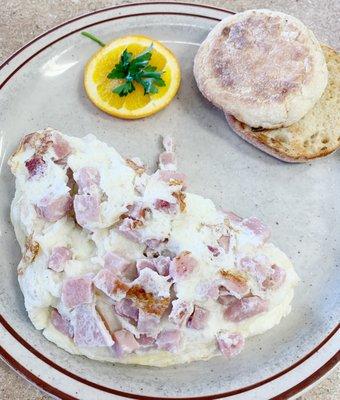 Egg white omelette with dry English Muffin