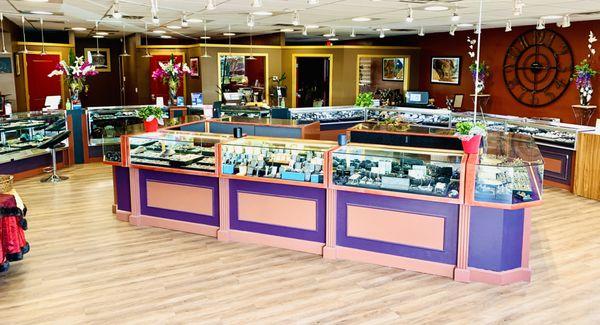 One of the largest and unique jewelery store in Northern Arizona