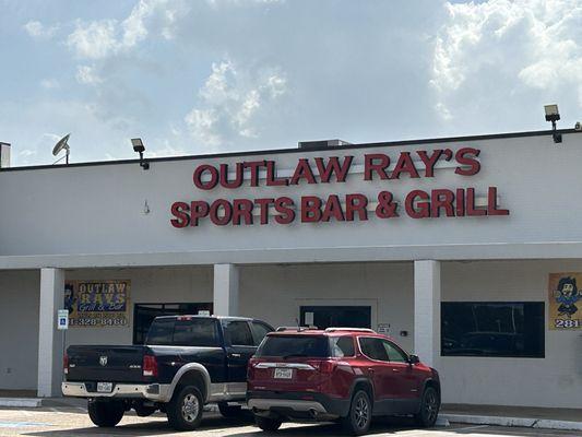 Outlaw Ray's Grill & Bar