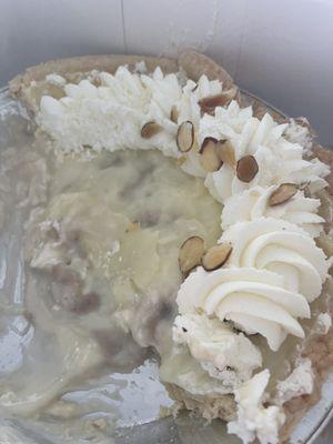 Online order...banana cream pie.