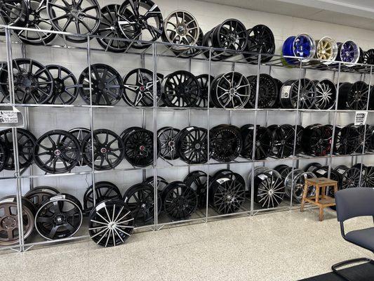 Car and truck wheels