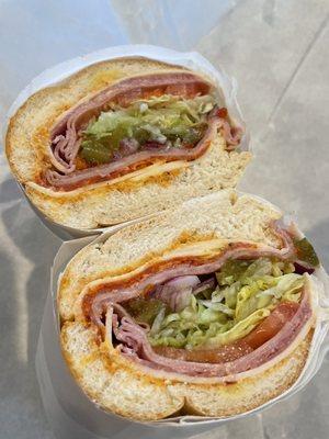 Italian cold cut with everything on it. Tip: get chipotle Mayo.