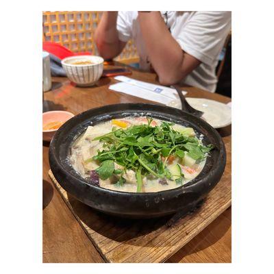 Salmon Tonyu Nabe