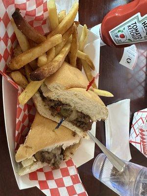 Cheesesteak & fries