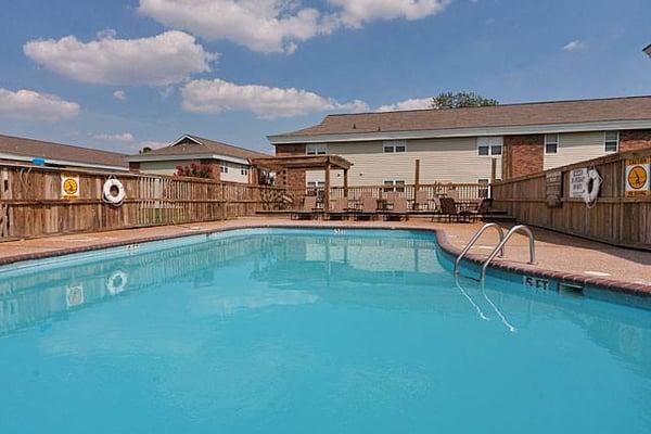 The swimming pool at Hallmark Gardens Apartments complex at 1501 East Reed Road
Greenville, MS. One of many amenities.