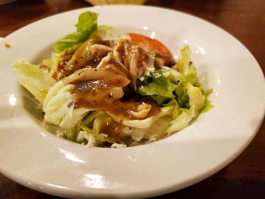 House salad with Italian dressing