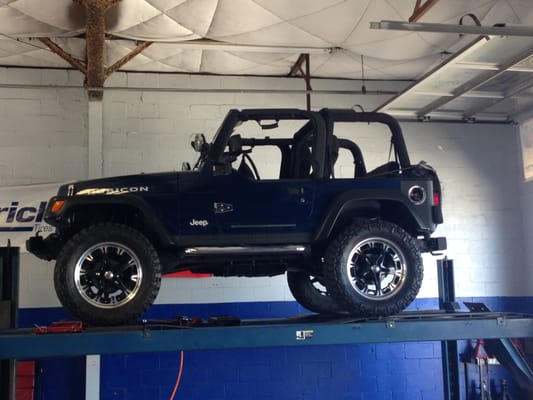 We do Suspension lift kits on Jeeps, Dodge, Ford, Chevrolet & more.