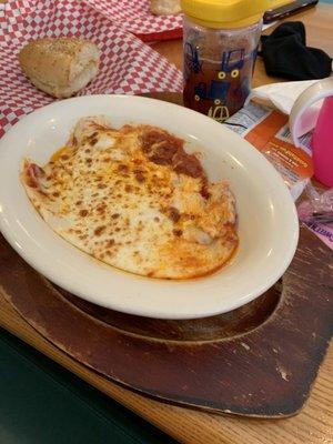 Kids ravioli. Came with a lot of cheese on top and two slices of garlic bread