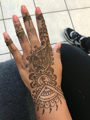 Henna Work  Grand Prairie AIB Threading Salon