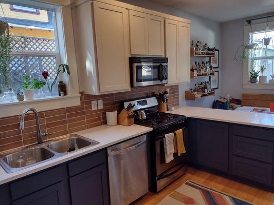 Kitchen remodel cabinets, countertop and backsplash