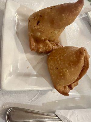 A01. Vegetable Samosa