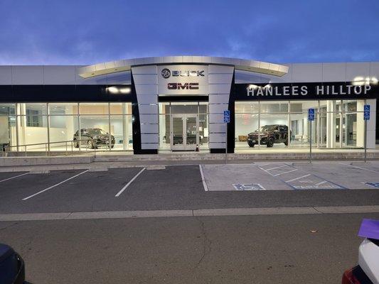 Hanlees Hilltop Buick GMC