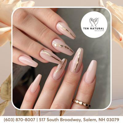 Simplicity meets luxury with these fall beige nails and gold accents!  Perfect for any occasion this season!