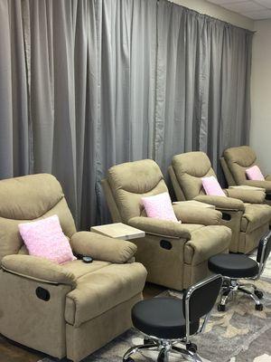 Pedicure recliners