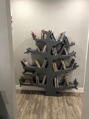 Book tree for pediatric patients