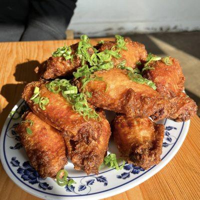 Mama Fong's Five Spice Wings