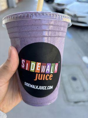 Blueberry Almond Smoothie