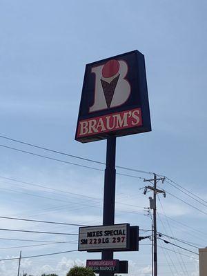 Braum's Ice Cream & Dairy Store