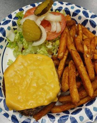 Cheeseburger with seasoned fries