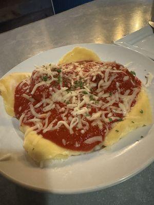 Ravioli with spicy meatballs