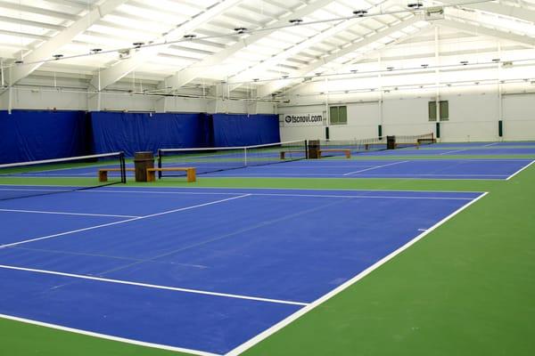 12 Indoors Courts with areas best lighting