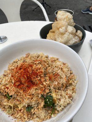 Gorgeous fried rice with blue crab, and the glorious curry tendon puffs in the background