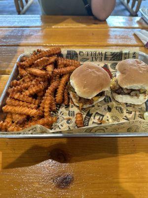 Cheeseburger sliders with sweet potato fries