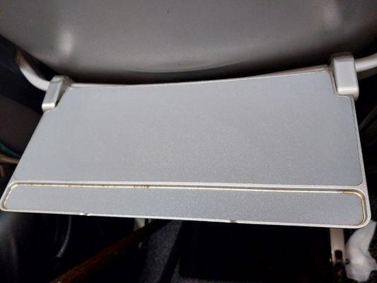 Dirty tray table