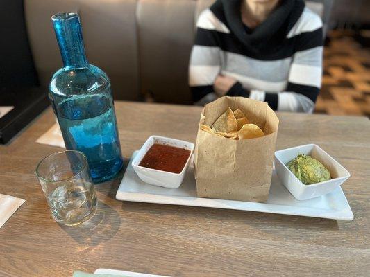 Chips , Salsa & Guacamole