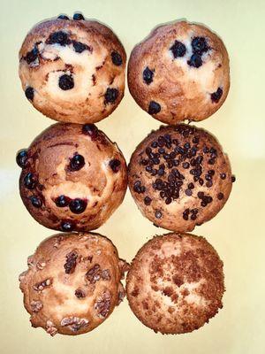 Muffins (Cranberry, Banana/Nuts, Blueberry, Creamcheese and Chocolate Chips) Yummy!!!