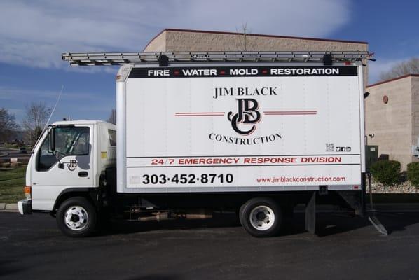 Exterior box truck