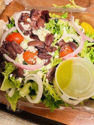 Greek salad togo