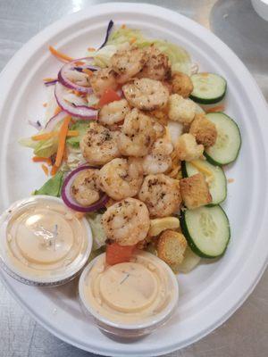 Grilled shrimp salad