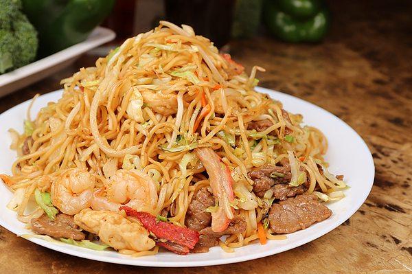 House Chow Mein