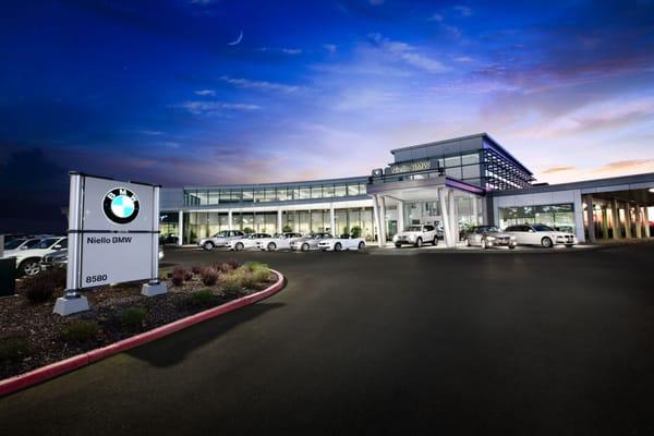 Niello BMW Elk Grove