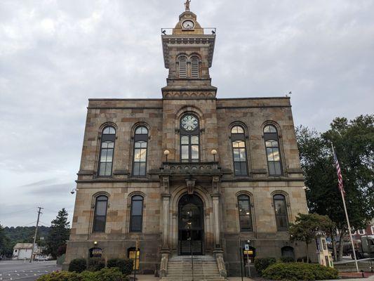 Columbiana County Courthouse, Lisbon