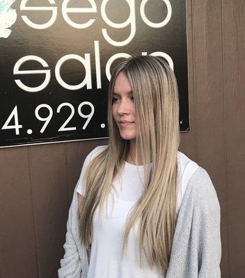 Beautiful blonde by kristy Lighter for spring#goldwellcolorist @segosalon @mckinleykristy #springhair2018