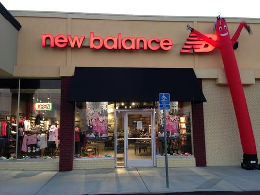 New Balance shop opening up in South Bay!