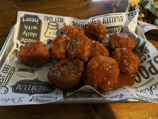 Boneless wings with SFH sauce