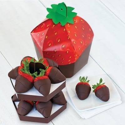 THE BEST CHOCOLATE COVERED STRAWBERRIES!