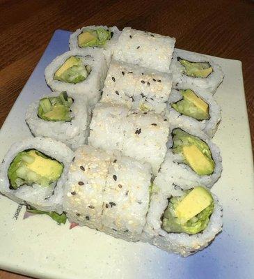 Veggie sushi rolls