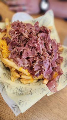 Cheese fries w pastrami and side of gravy. Don't forget the side of pickles too! Delish! And huge!!!