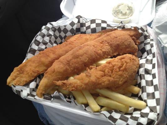 Whiting Lunch Special - 3 large pieces of pretty good fish.