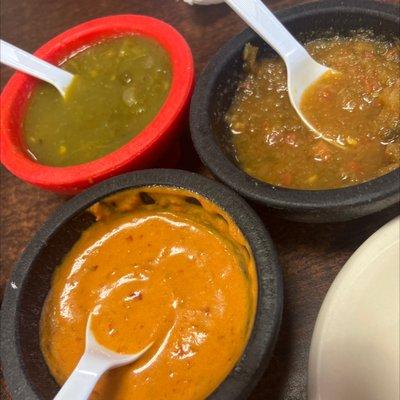 Wow ! Spicy and good salsas