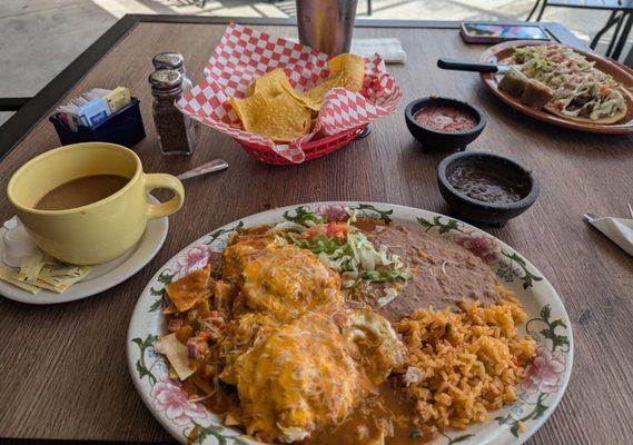 Coffee, Jamaíca, chilaquiles rojas, and a huarache de carné asada!