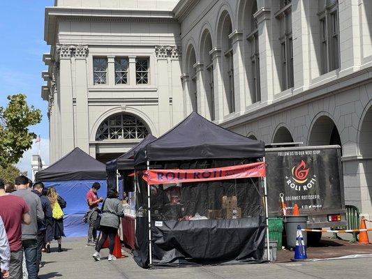 Exterior of food stand at Roli Roti Gourmet Rotisserie at the San Francisco Ferry Building on a Thursday afternoon.