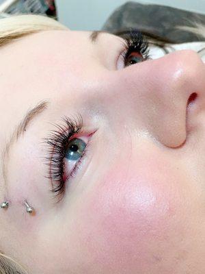 Classic eyelash extensions