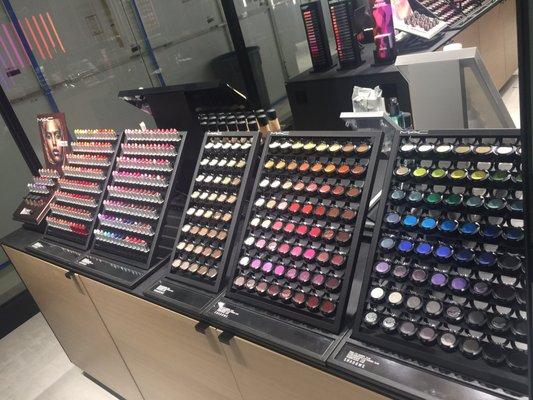 The MAC Store at Cumberland Mall! Book your appointment today!